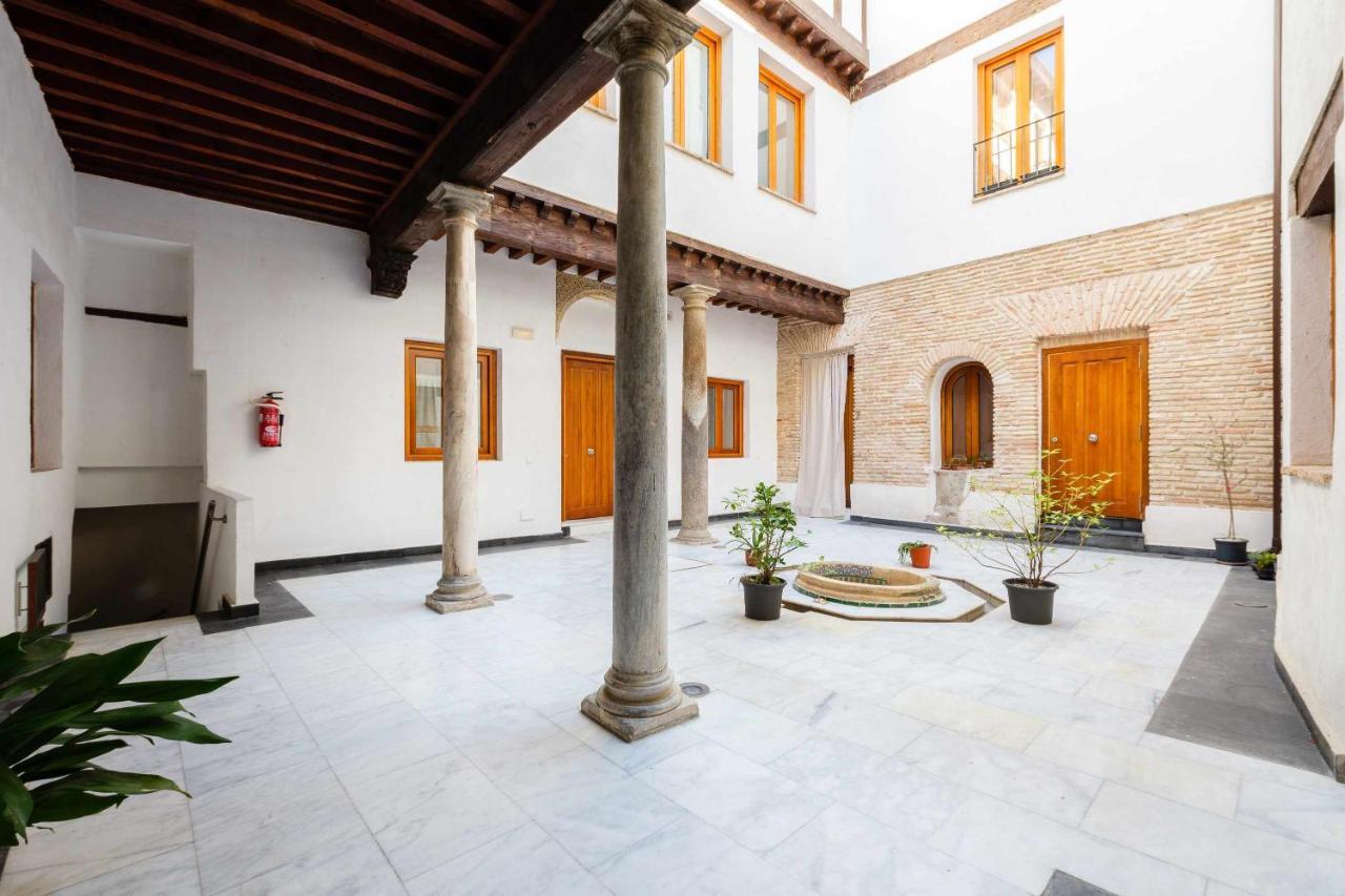 Apartamento Con Patio Junto A La Catedral By Toledo Ap Экстерьер фото